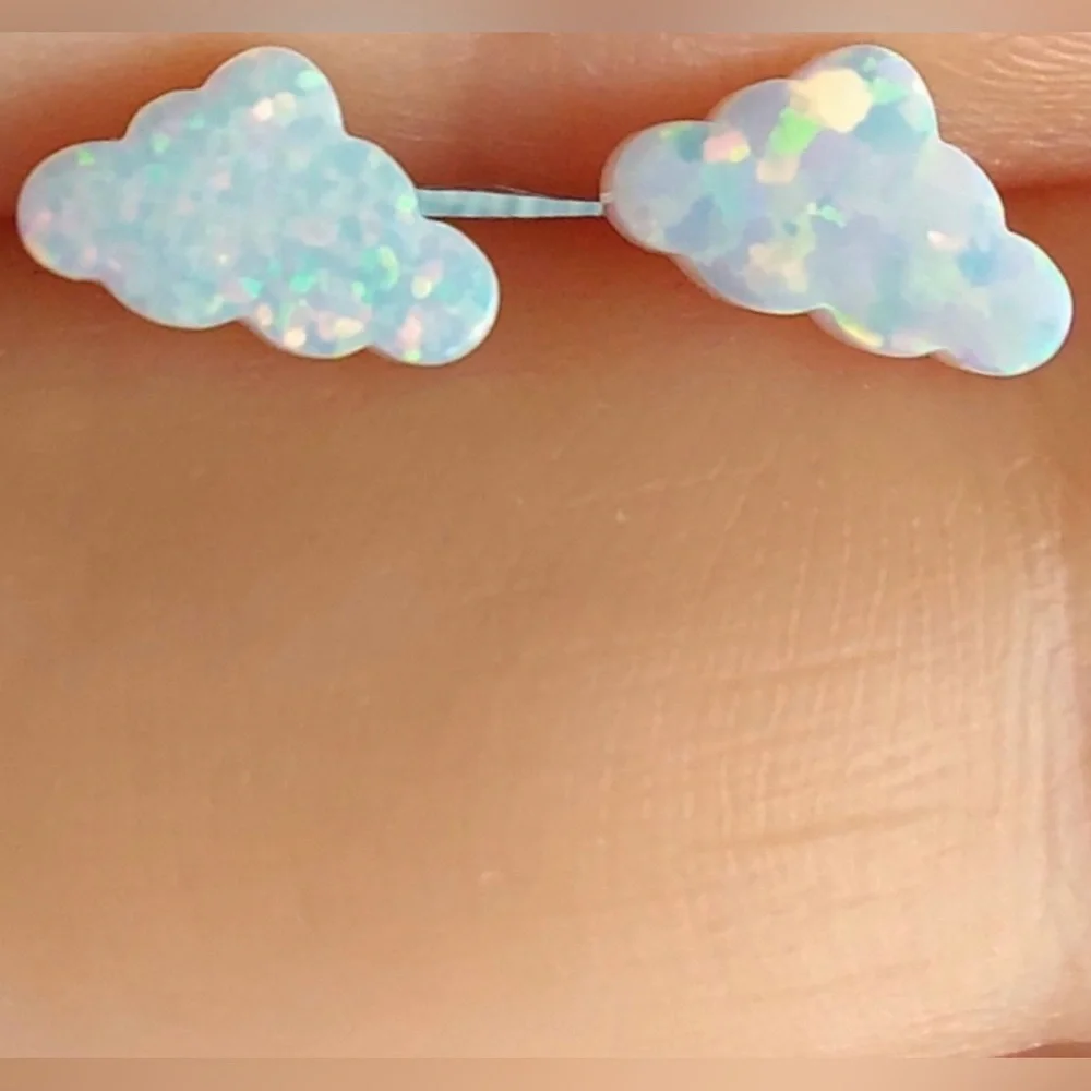 White Opal Cloud~ Rainbow Flash Iridescent Glittery Cumulus Sky Weather 925 Stud